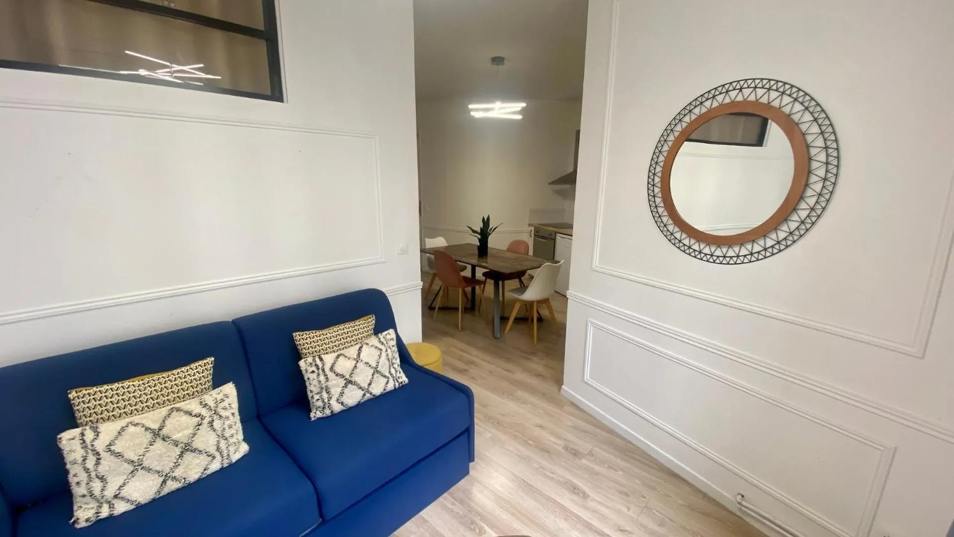 Appartement Confortable Champs Elysees 4P Parijs Frankrijk
